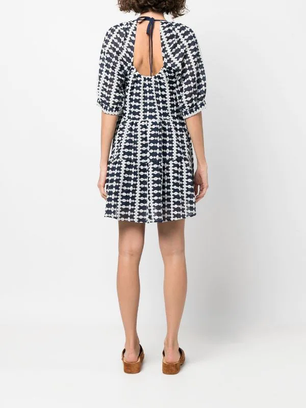 ( Neue Saison ) Maje Kleid Mit Geometrischem Muster D009 NAVY / ECRU 6 ( Neue Saison ) Maje Kleid Mit Geometrischem Muster D009 NAVY / ECRU – Bild 4